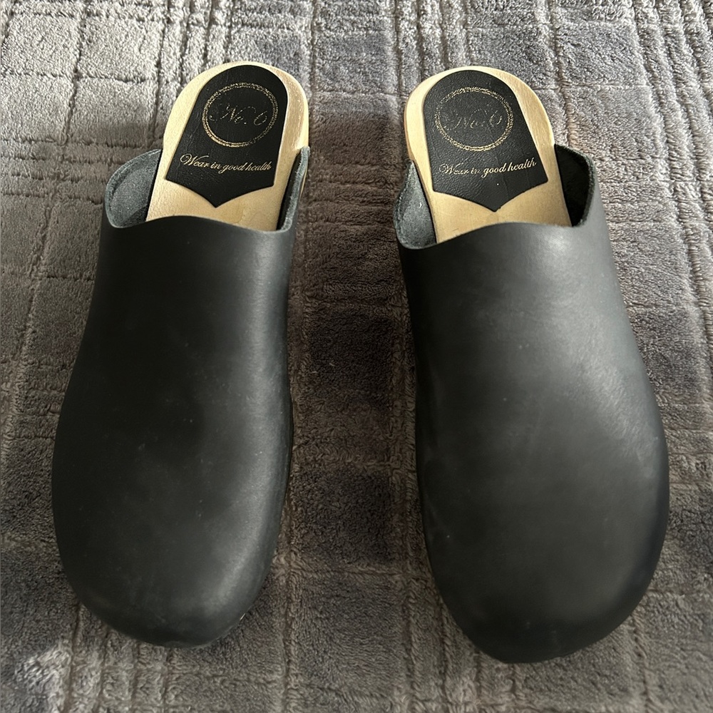 No. 6 Black Leather Slip-On Mules